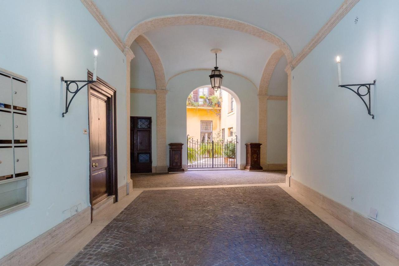 Rome As You Feel - Charming Loft Campitelli In Navona Dış mekan fotoğraf